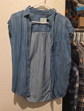 American Eagle Outfitters Light Blue Denim Shirt